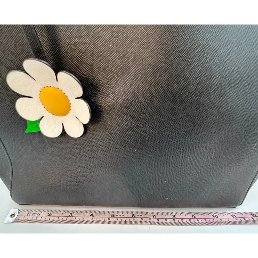 NWT Kate Spade Dana Black Saffiano Leather Tote Daisy Bag Charm MSRP $359 KG581